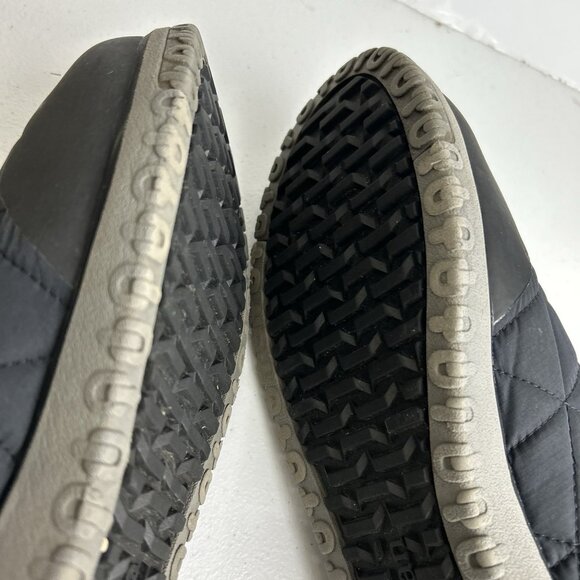 LL Bean Shoes Ultralight Primaloft Quilted Black Waterproof Slip Ons Mens 10 M main image 7